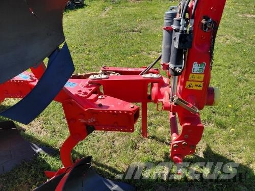 Pöttinger Servo 25 Wentelploegen