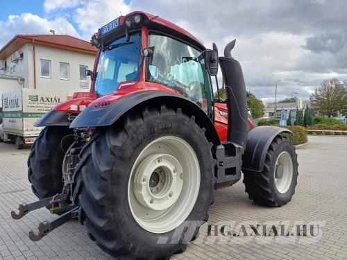 Valtra T234A Traktori