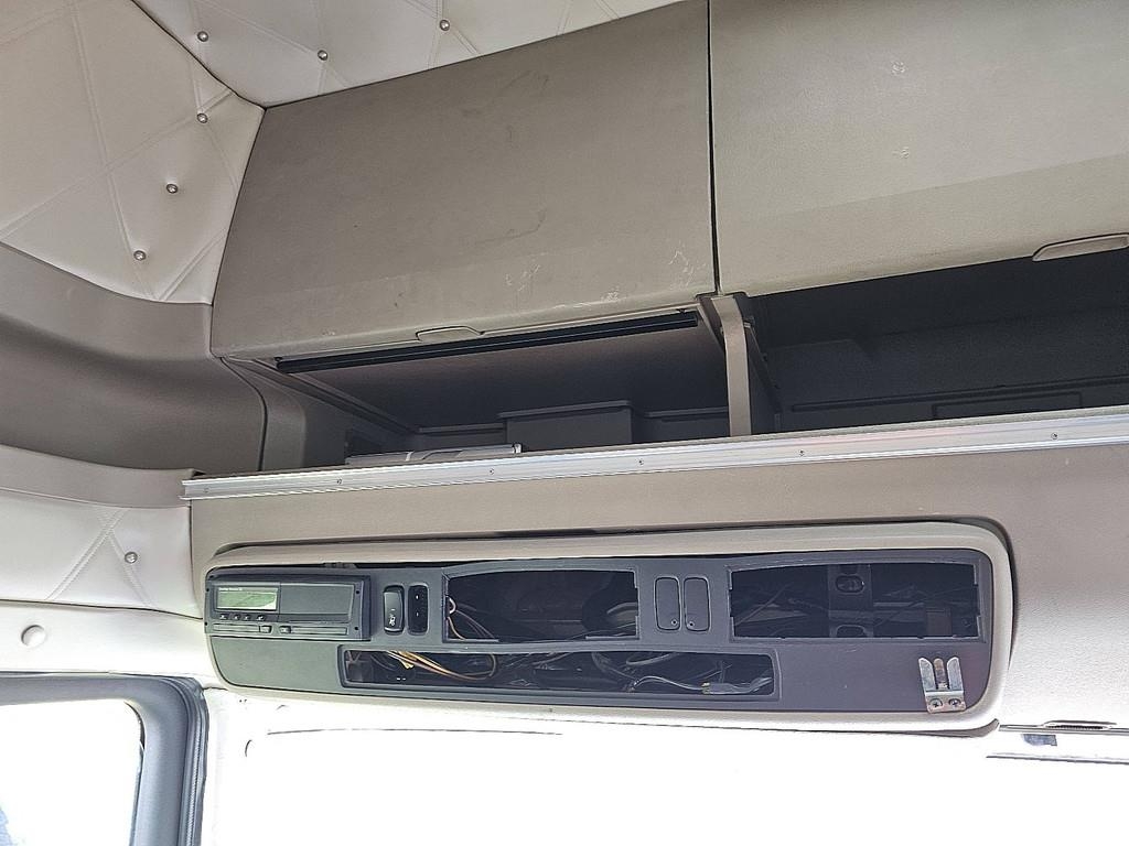 Scania R420 NO PAPERS Camiones tractor