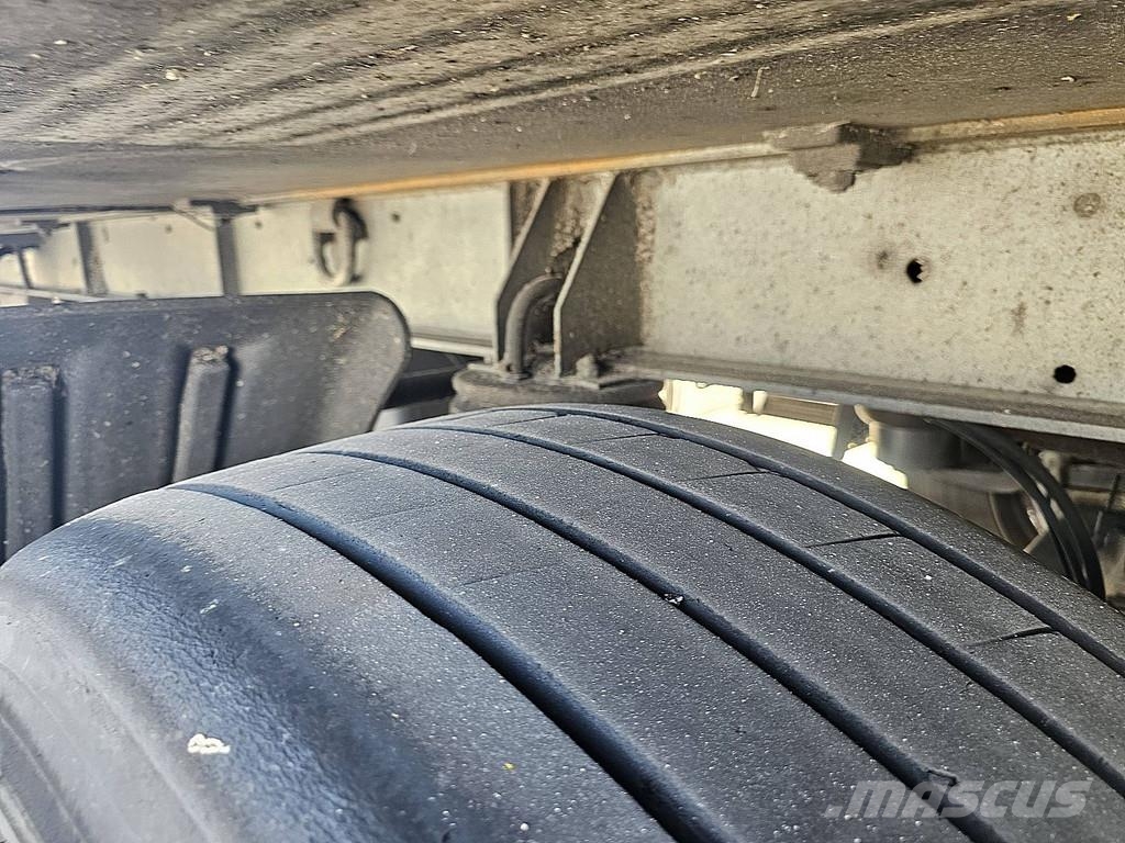 Pacton R3-002 THERMOKING SL 400e Temperature controlled semi-trailers