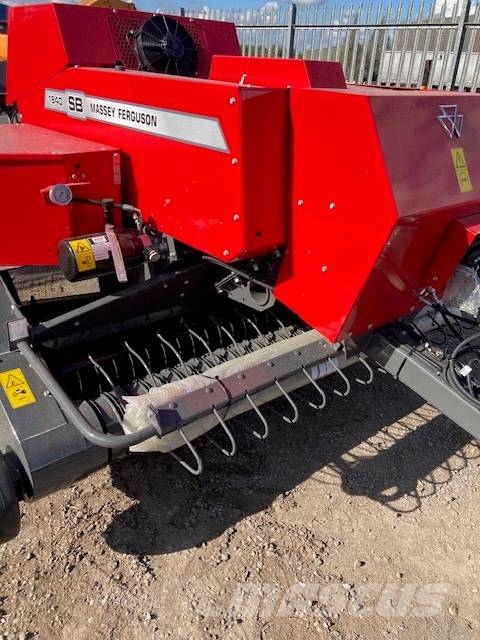 Massey Ferguson 1840 Prese/balirke za četvrtaste bale