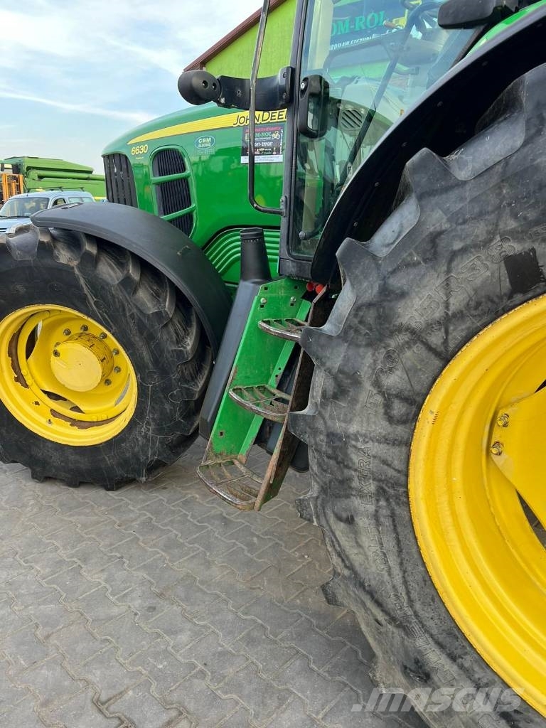 John Deere 6630 Premium Tractoare