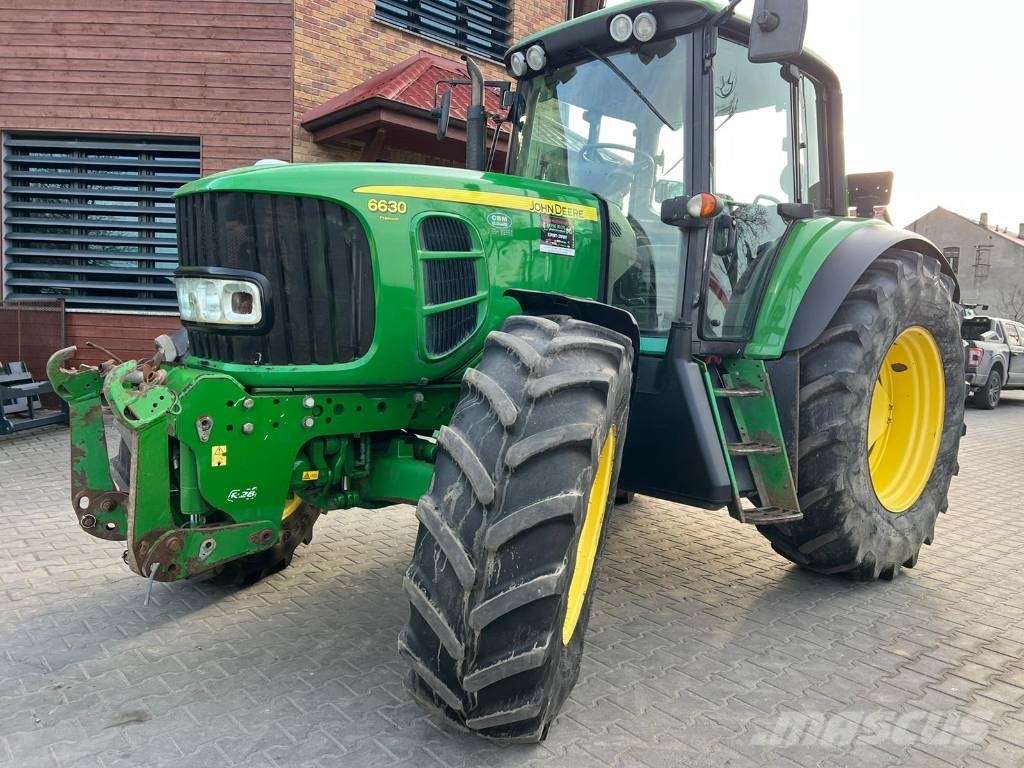 John Deere 6630 Premium Tractoare
