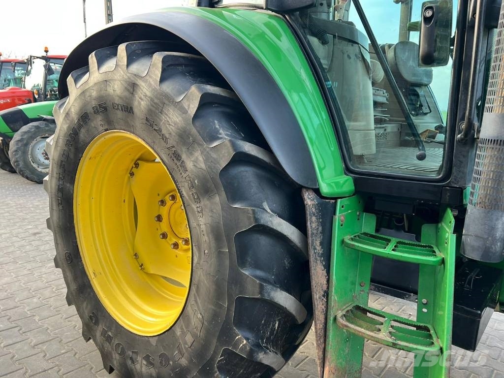 John Deere 6630 Premium Tractoare