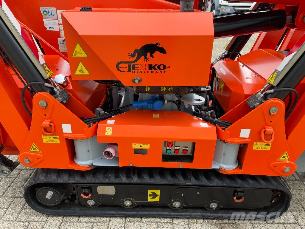Jekko SPX 527 CDH Mini žerjavi
