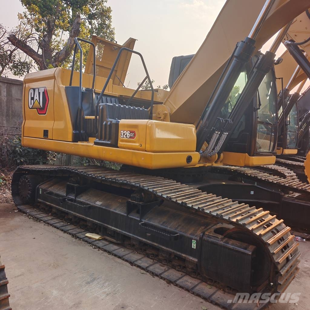 CAT 326GC 3000 units excavators in stock Excavatoare pe șenile