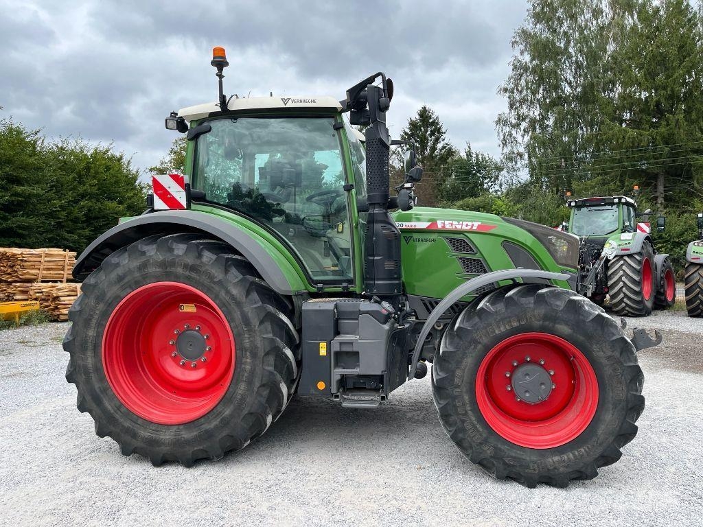 Fendt 720 VARIO POWER + Tracteur