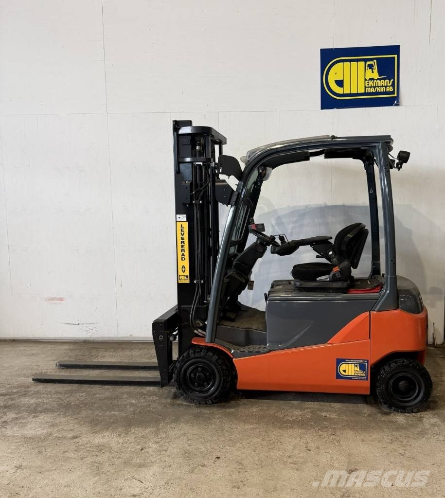 Toyota truck 8 FBM 18 T Electric forklifts