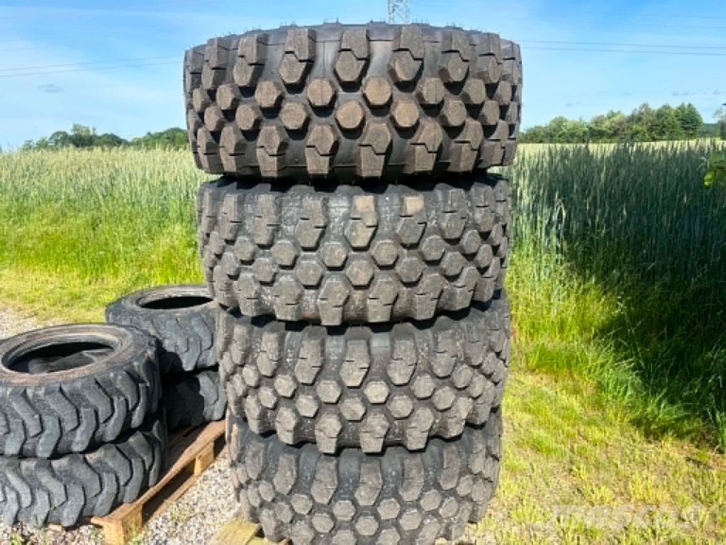 JCB Komplette Hjul 460/70-24 Dekk, hjul og felger