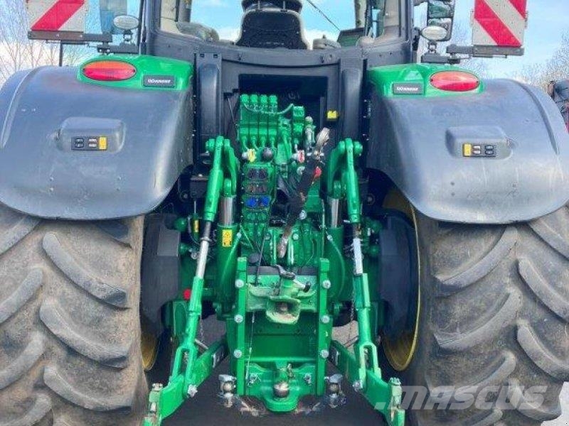 John Deere 6250R Traktoren