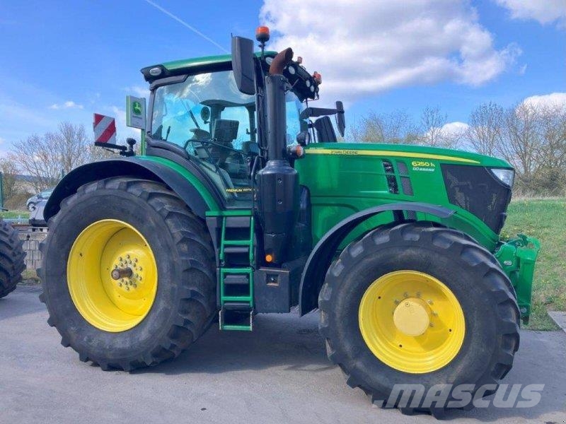 John Deere 6250R Traktoren