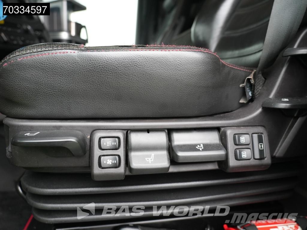 Scania S770 S 6X4 V8 Retarder Full-Air Leather ACC Navi Tractor Units