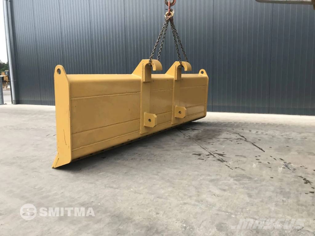 Komatsu QR Planierschilder/Scharen