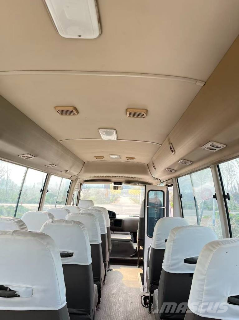 Toyota Coaster Bus Mikroautobusai
