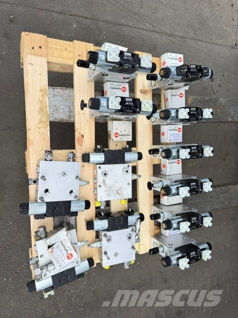 Kleemann NEW HYDRAULIC BLOCK Accesorios y repuestos para equipo de perforación