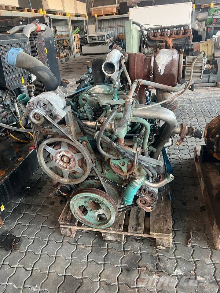 Volvo D7C310 Motores