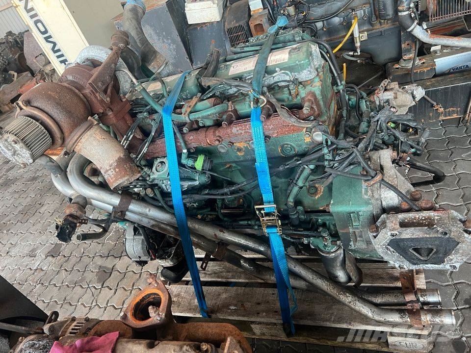 Volvo D7C310 Motores