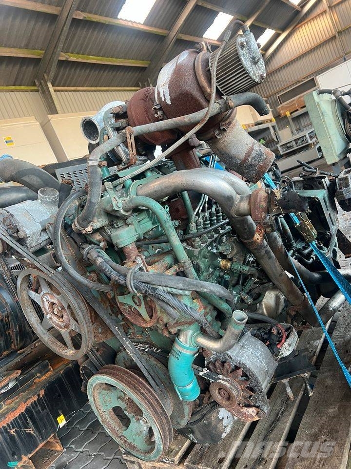 Volvo D7C310 Motores