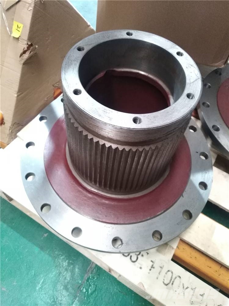 Komatsu D85A-21 hub 154-27-12122 Gusenice za građevinarstvo
