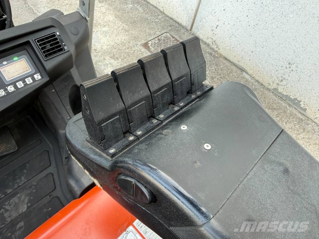 Cesab C3E 160 Elektriskie autoiekrāvēji