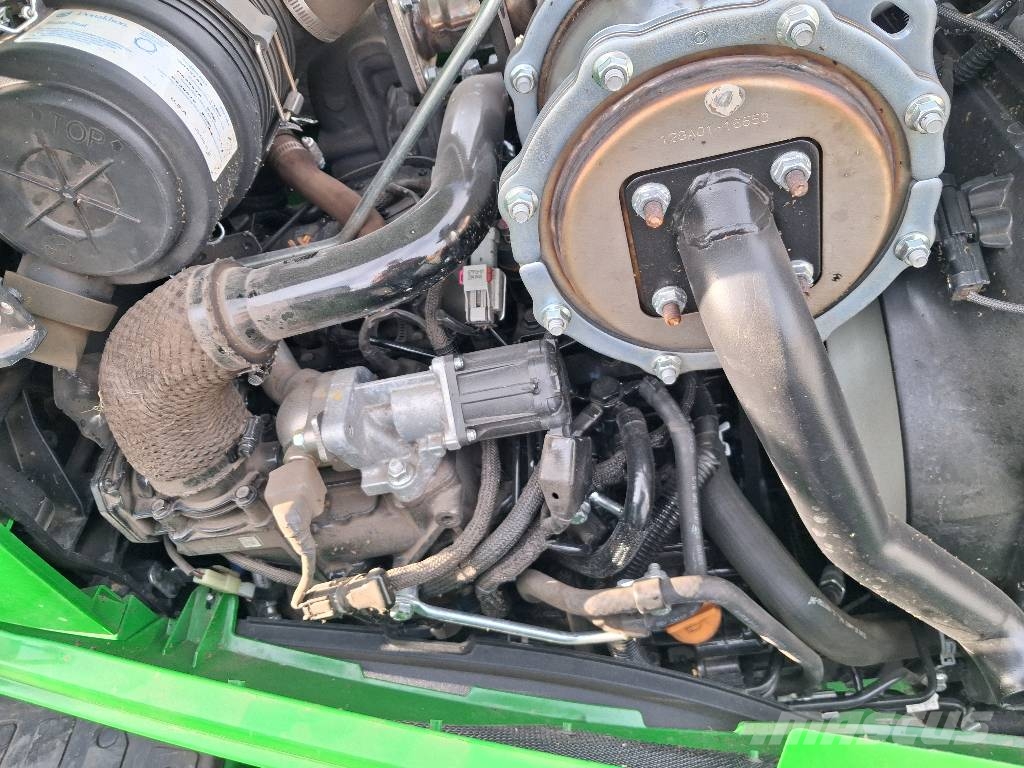John Deere 2038 R Kosilice sa postoljem za vuču