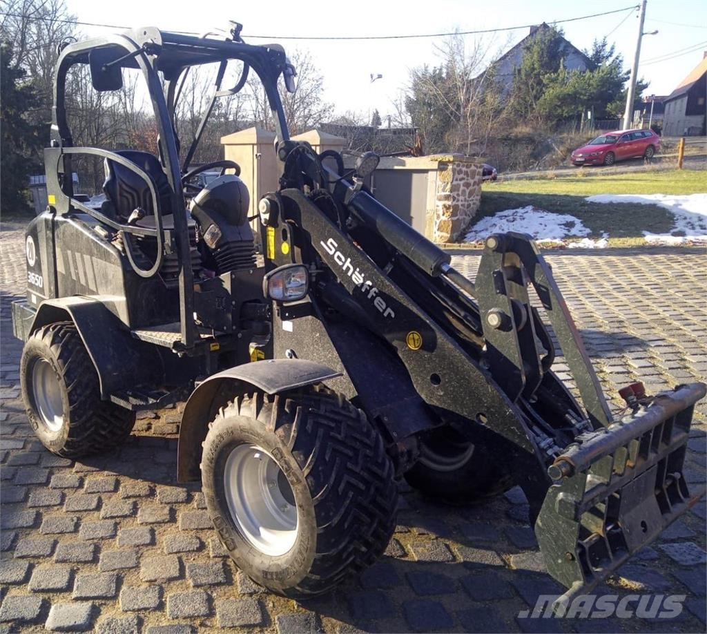 Schäffer 3650 Black Edition Čelni nakladalci in kopači