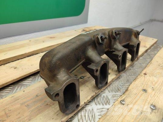 Volvo L30B (7273490) exhaust manifold Motorer