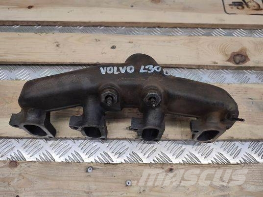 Volvo L30B (7273490) exhaust manifold Motorer