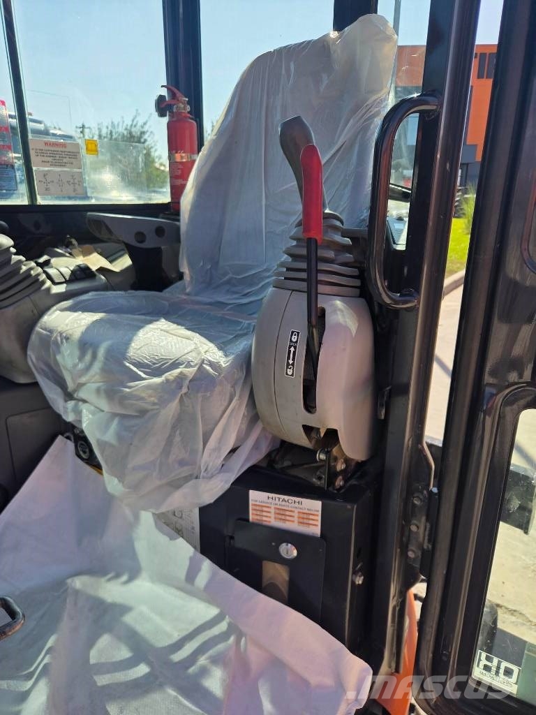 Hitachi ZX 33 U-6, 2023, quick coupler+3 new buckets Minibagger < 7t