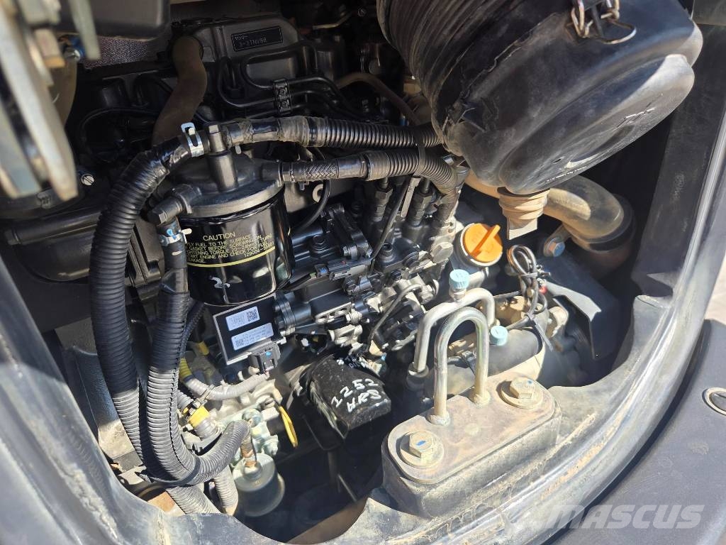 Hitachi ZX 33 U-6, 2023, quick coupler+3 new buckets Minibagger < 7t