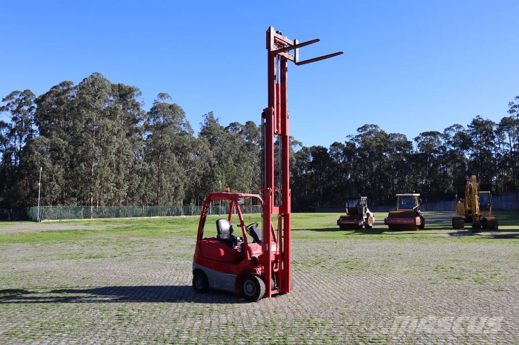 Manitou MI15D 1500 kg Dīzeļa autoiekrāvēji