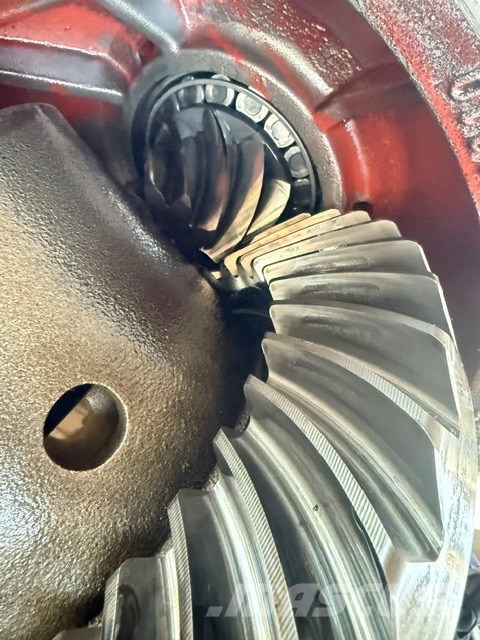 Liebherr Differential L 580 REAR Assen