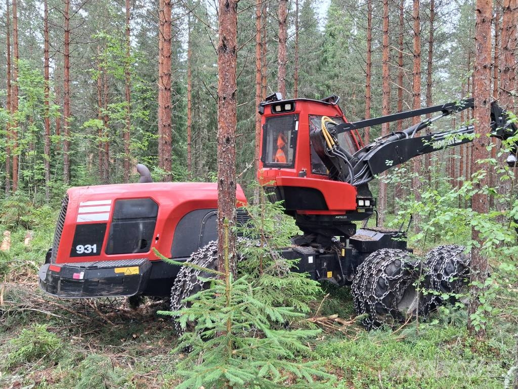 Komatsu 931 Cosechadoras