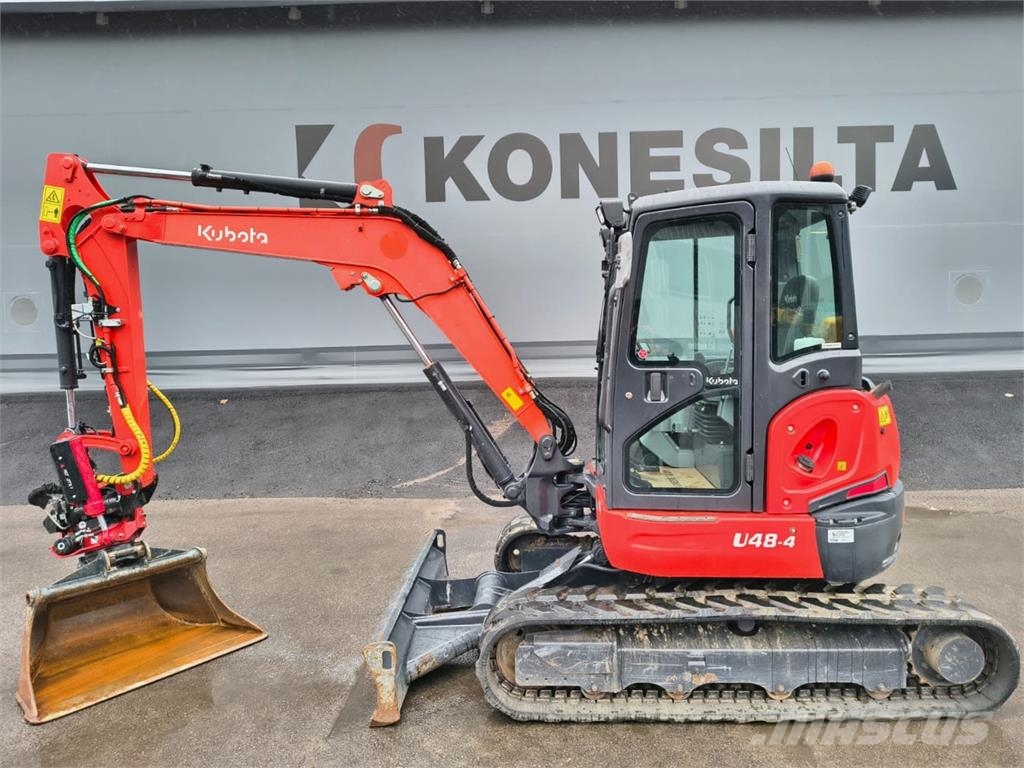 Kubota U48-4 PYÖRITTÄJÄLLÄ Mini bageri < 7t