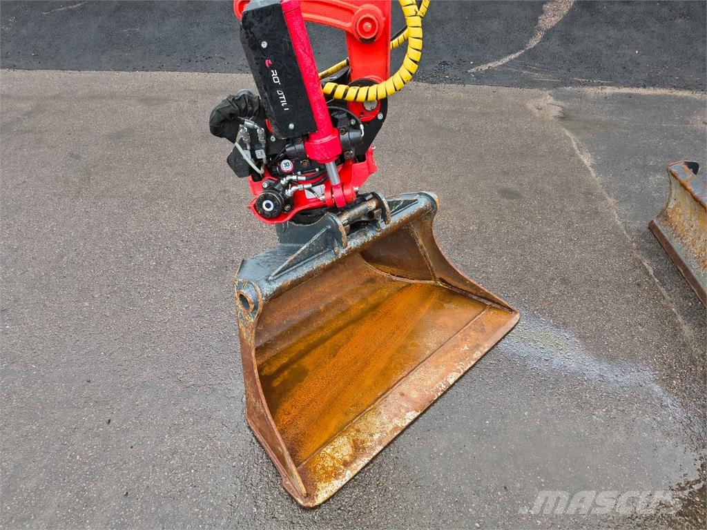 Kubota U48-4 PYÖRITTÄJÄLLÄ Mini bageri < 7t