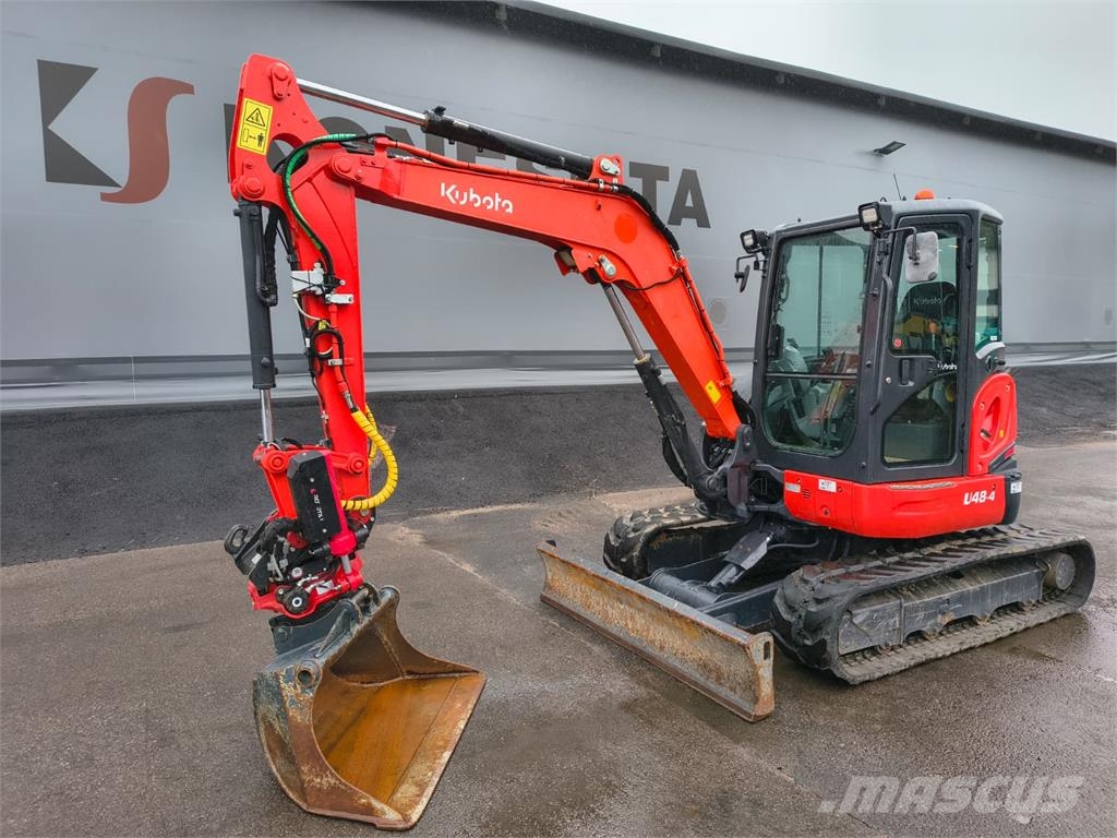 Kubota U48-4 PYÖRITTÄJÄLLÄ Mini bageri < 7t