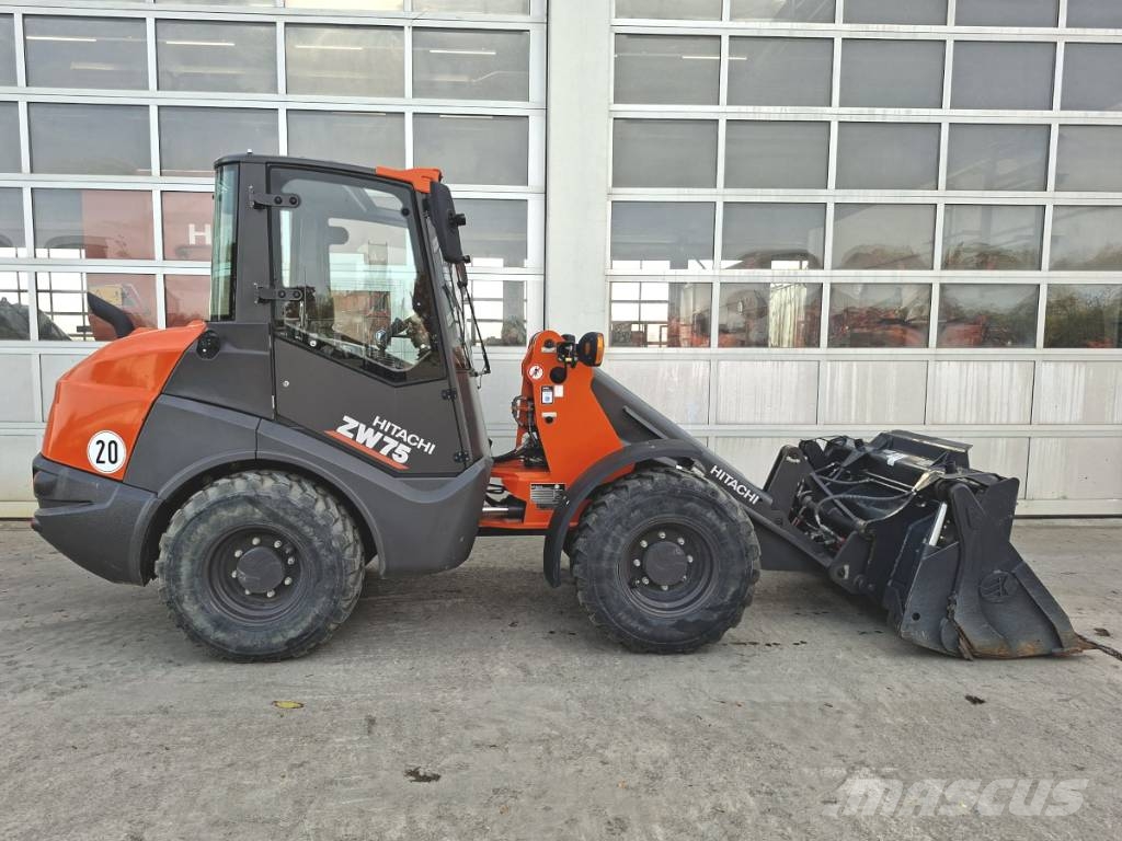 Hitachi ZW 75-6 Chargeuse compacte