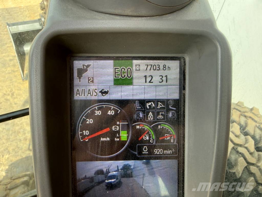 Hitachi ZX170W-5B - Blade / Triple Boom / Auto Greasing Wielgraafmachines