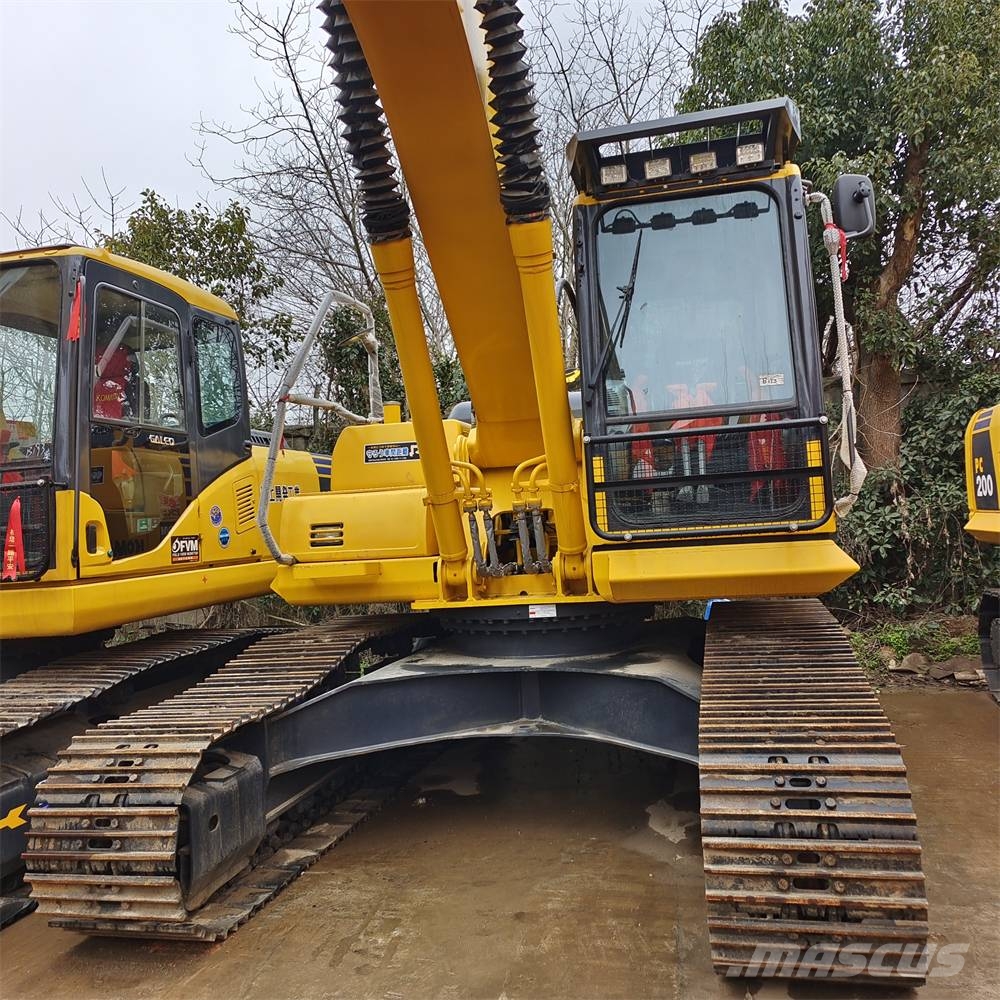 Komatsu PC 210-8 - Second Hand Excavator for Sale Pásové rýpadlá