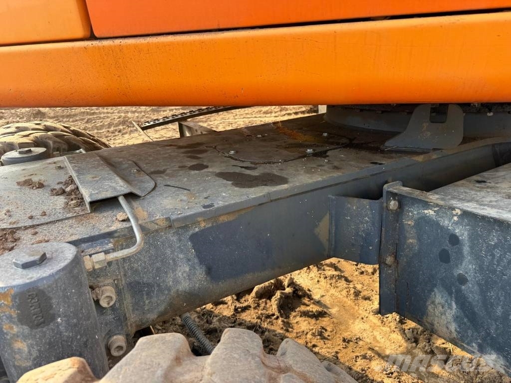 Doosan DX 160 W-3 Hjulgravere