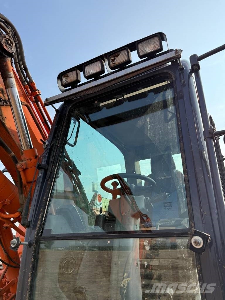 Doosan DX 160 W-3 Hjulgravere