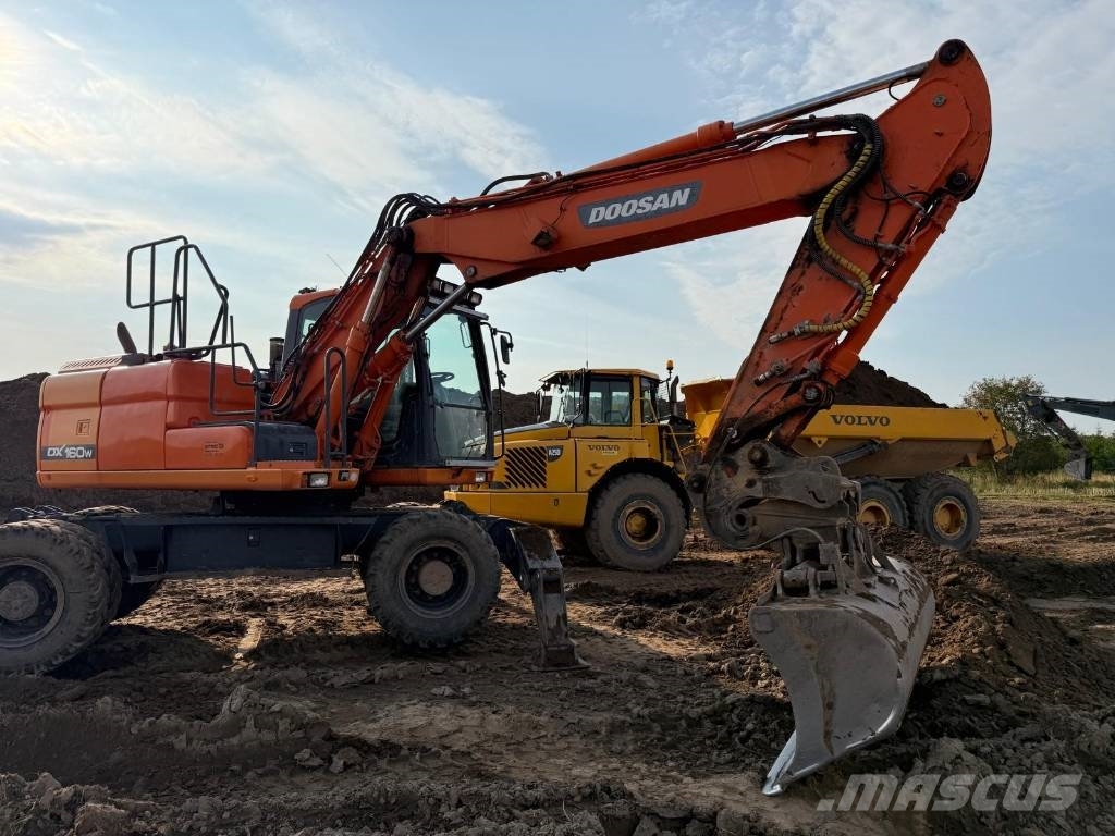 Doosan DX 160 W-3 Hjulgravere