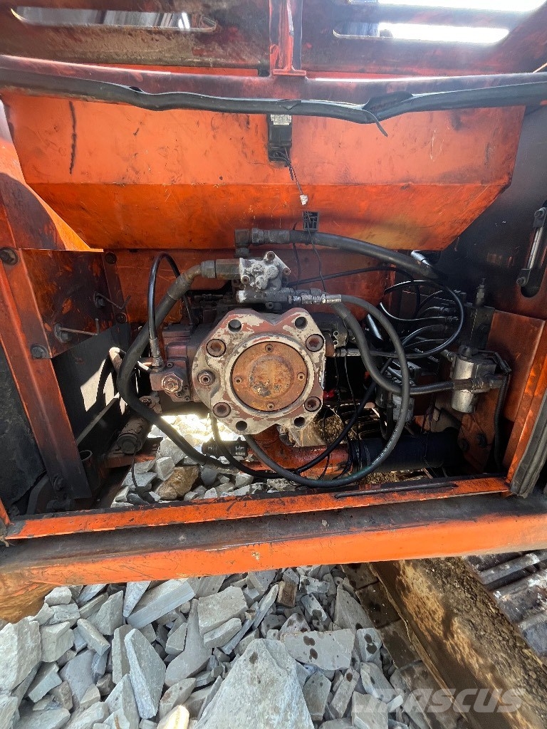 Doosan Solar 255 LC V Excavadoras de cadenas