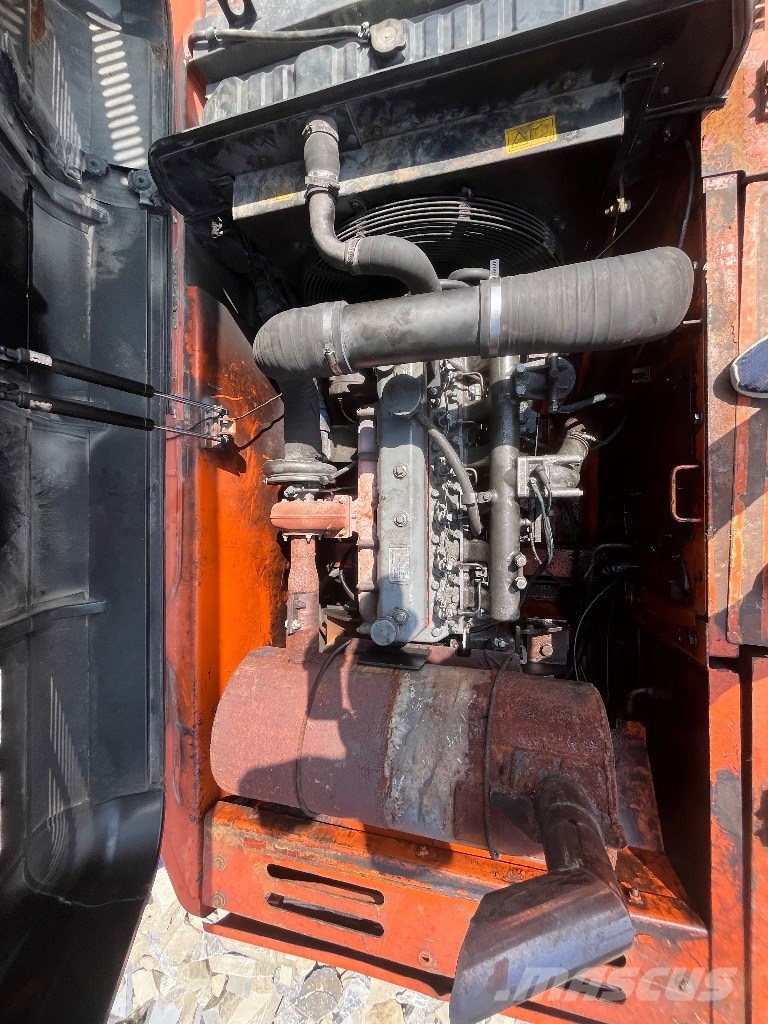 Doosan Solar 255 LC V Excavadoras de cadenas
