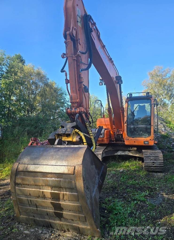 Doosan DX 140 LC Εκσκαφείς με ερπύστριες