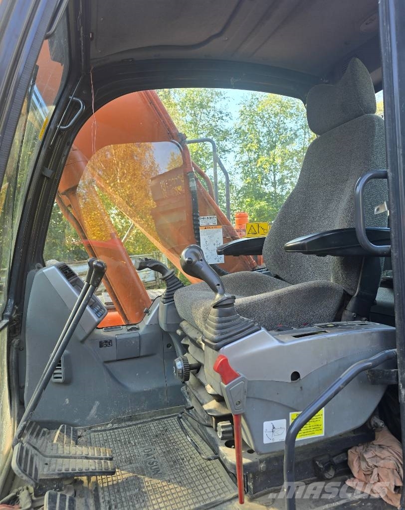 Doosan DX 140 LC Εκσκαφείς με ερπύστριες