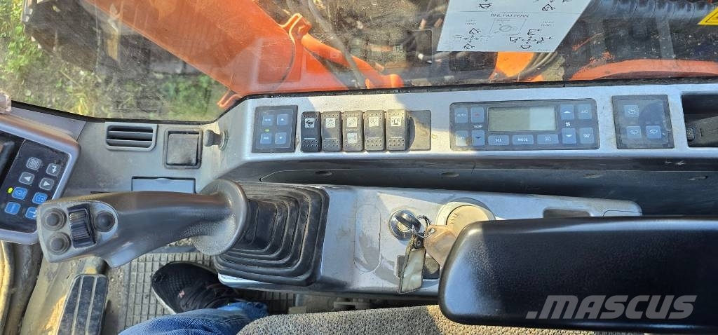 Doosan DX 140 LC Εκσκαφείς με ερπύστριες