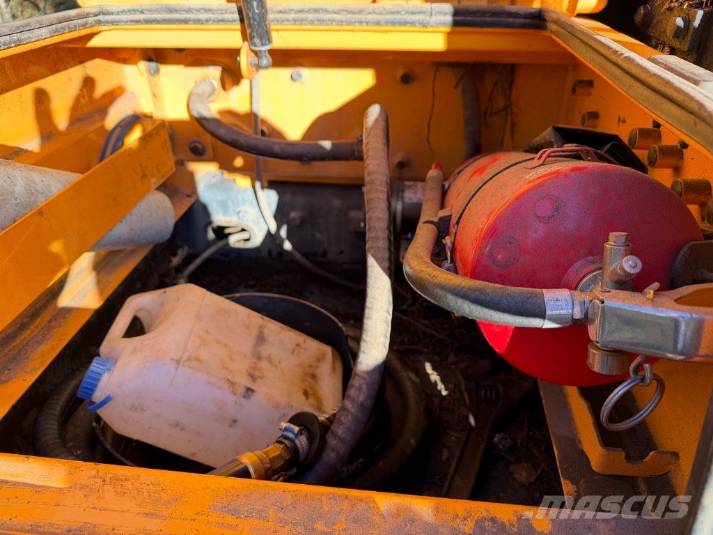 Hyundai Robex 140 LCM-9A 大型油圧ショベル12t以上（パワーショベル・ユンボ）