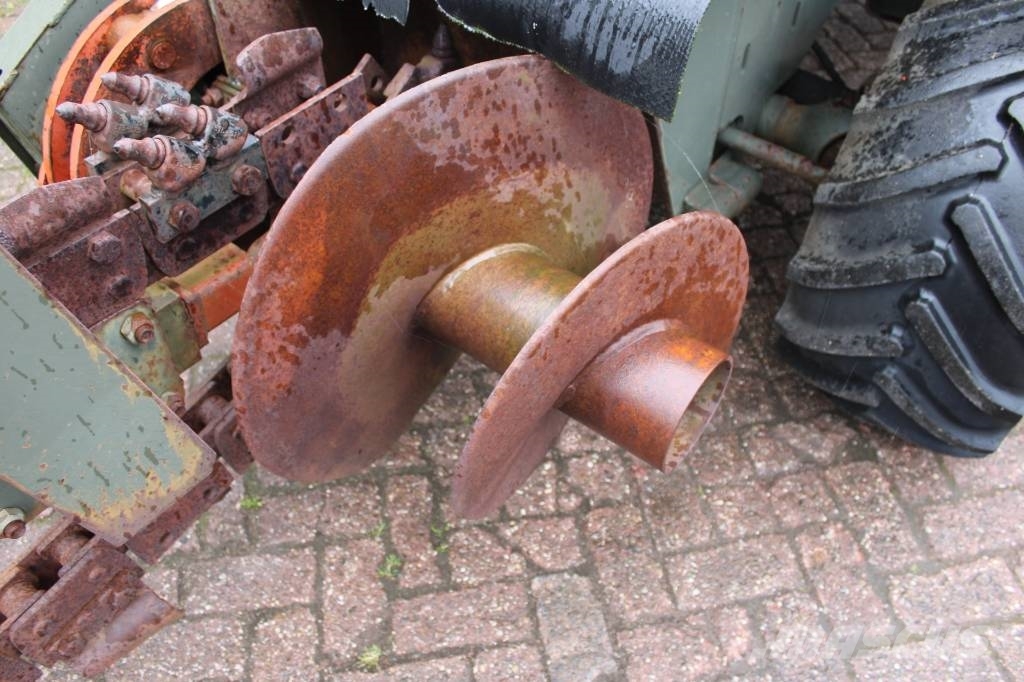 Ditch Witch 3210 Freze za kopanje jarkov Trenčerji