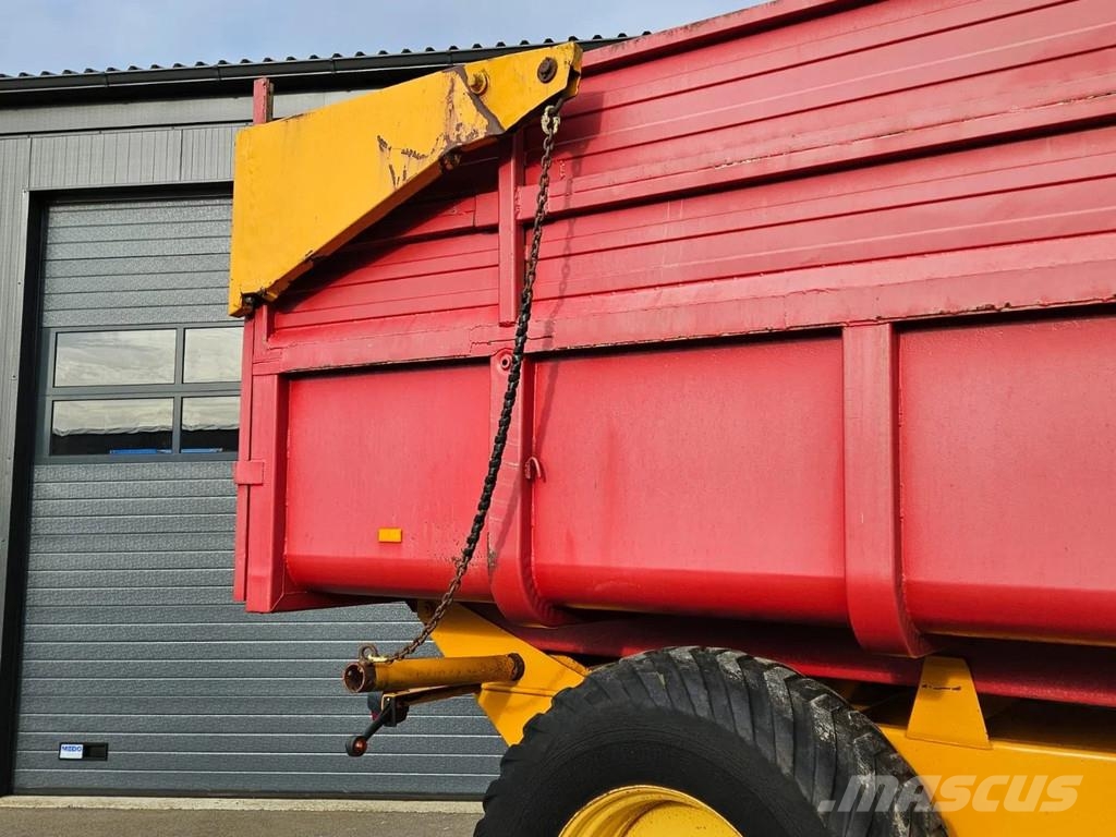 Schuitemaker Silagekipwagen ماكينات منفعة عامة